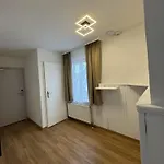 Rooms11 호텔 *