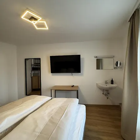 Otel Rooms11 *