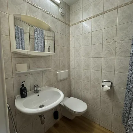 Rooms11 Otel *