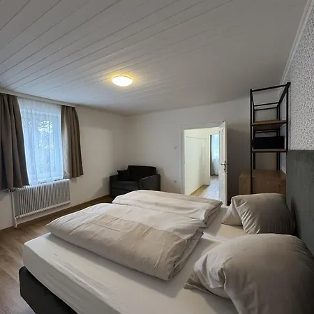 Otel Rooms11 *