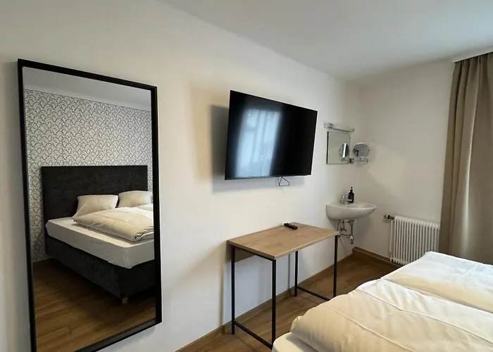 Hotel Rooms11